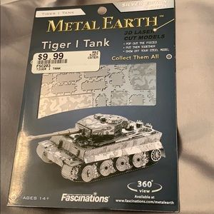 Metal Earth 3D model kit